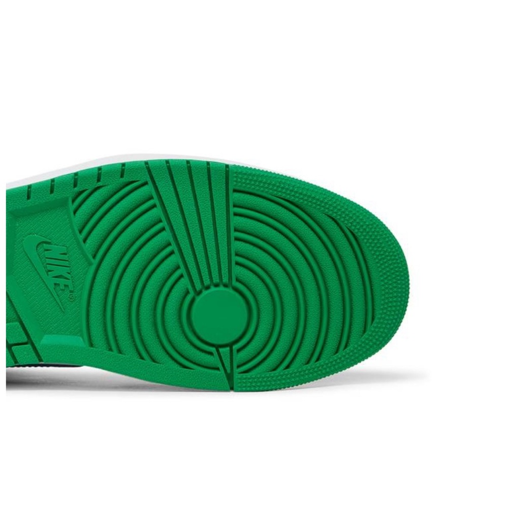 Air Jordan 1 Retro High OG 'Lucky Green' - Picture 8 of 8
